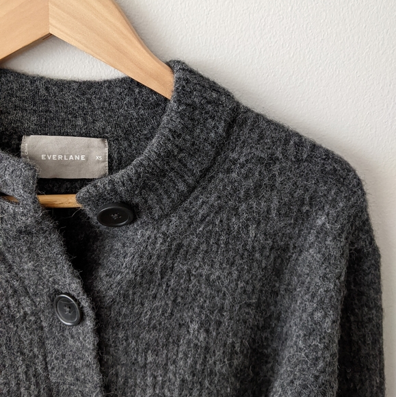 Everlane Cropped Alpaca Cardigan Grey XS - Picture 6 of 7